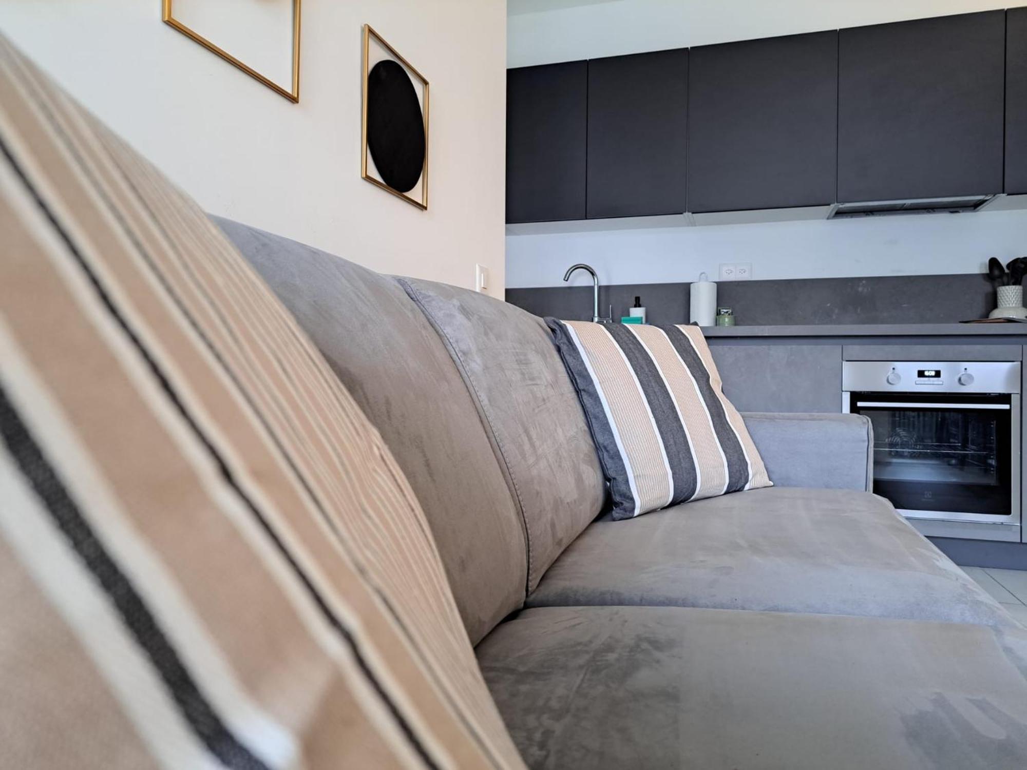 Urban Residence By Quokka 360 - Modern Apartments In Lugano Exteriör bild