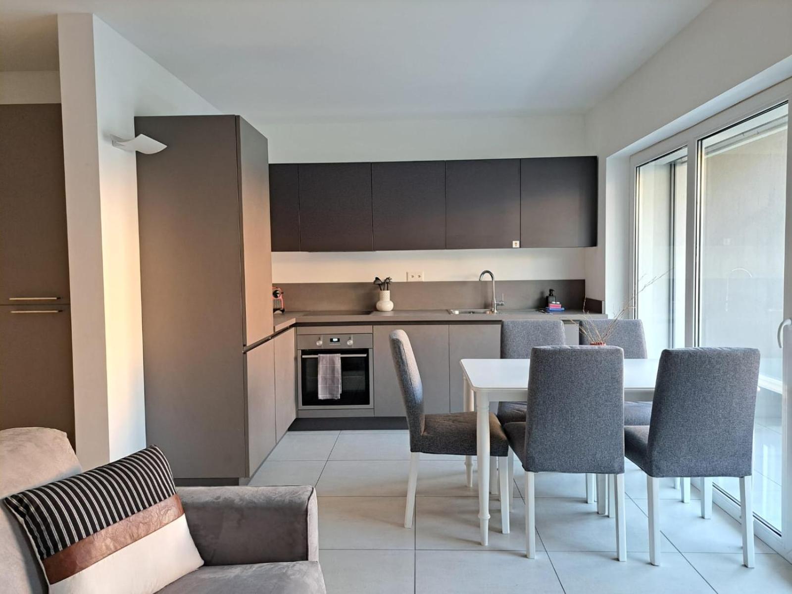 Urban Residence By Quokka 360 - Modern Apartments In Lugano Exteriör bild